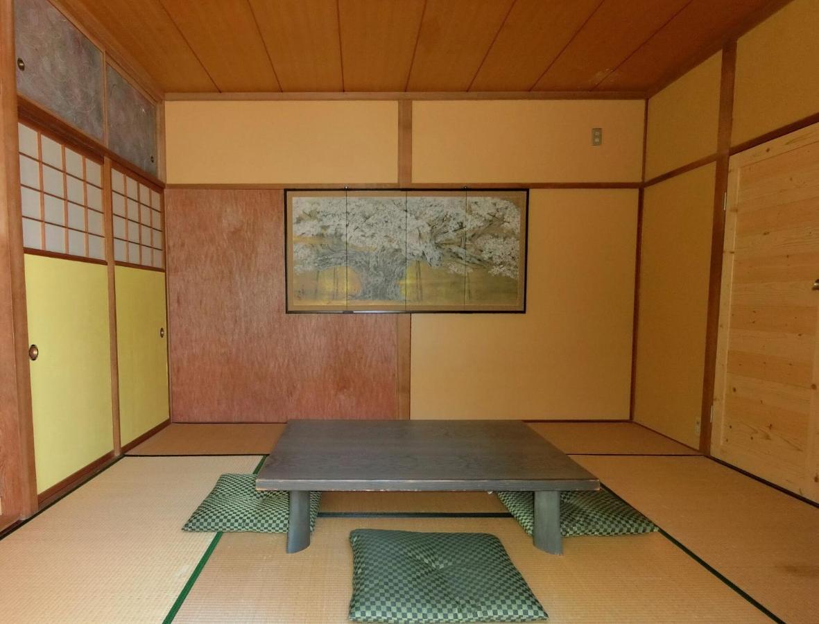 Shirokuma Inn Toyama Station Exterior foto